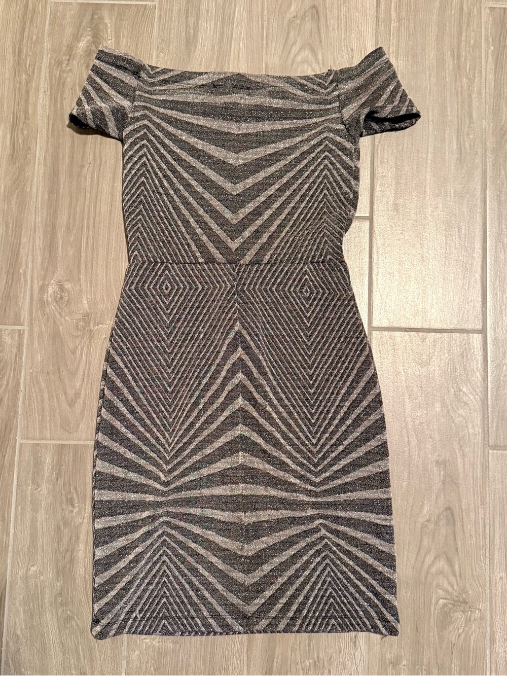 Jodi Kristopher Off-Shoulder Zebra-Stripe Bodycon Dress in Silver Black, Y2K